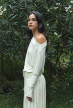 Cargar imagen en el visor de la galería, Alma shirt