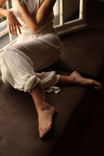 Cargar imagen en el visor de la galería, CUARZO CRISTAL PANT - TRISKEL