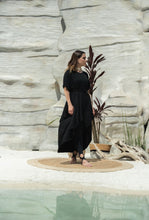 Cargar imagen en el visor de la galería, MANGLAR SHIRT - TRISKEL