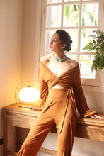 Cargar imagen en el visor de la galería, OJO DE TIGRE SHIRT - TRISKEL