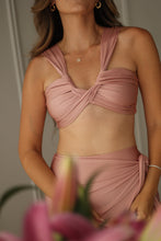 Cargar imagen en el visor de la galería, SMELL THE FLOWERS TOP - TRISKEL