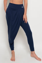 Cargar imagen en el visor de la galería, SOY TRISKEL PANTALÓN - TRISKEL