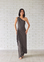 Load image into Gallery viewer, PRE - VENTA TEMPLO JUMPSUIT - TRISKEL
