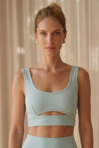 Top deportivo mujer Peace Top color blue ice Triskel Active