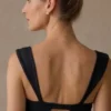 Top deportivo mujer elegante para yoga y bienestar